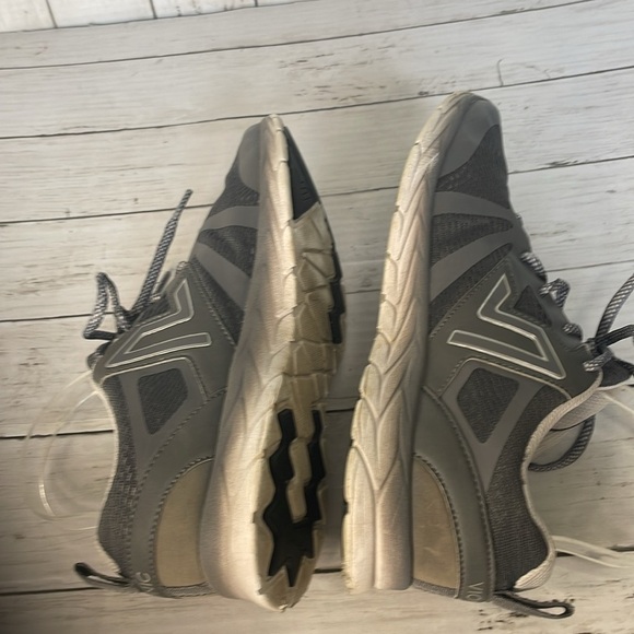 Vionic Grey 335 Miles Sneaker - Picture 5 of 10